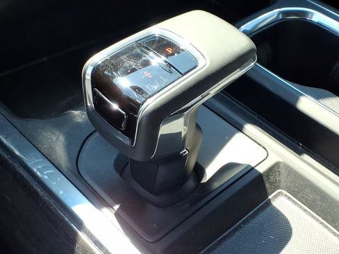 Used 2024 Chevrolet Silverado 1500 LTZ w/ LTZ Premium Package AWD/4WD image 16