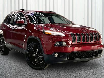 Used 2016 Jeep Cherokee Limited w/ Luxury Group