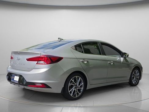 Used 2020 Hyundai Elantra Limited w/ Ultimate Package 03 FWD image 7