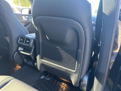 Used 2025 Mercedes-Benz GLE 350 4MATIC image 32