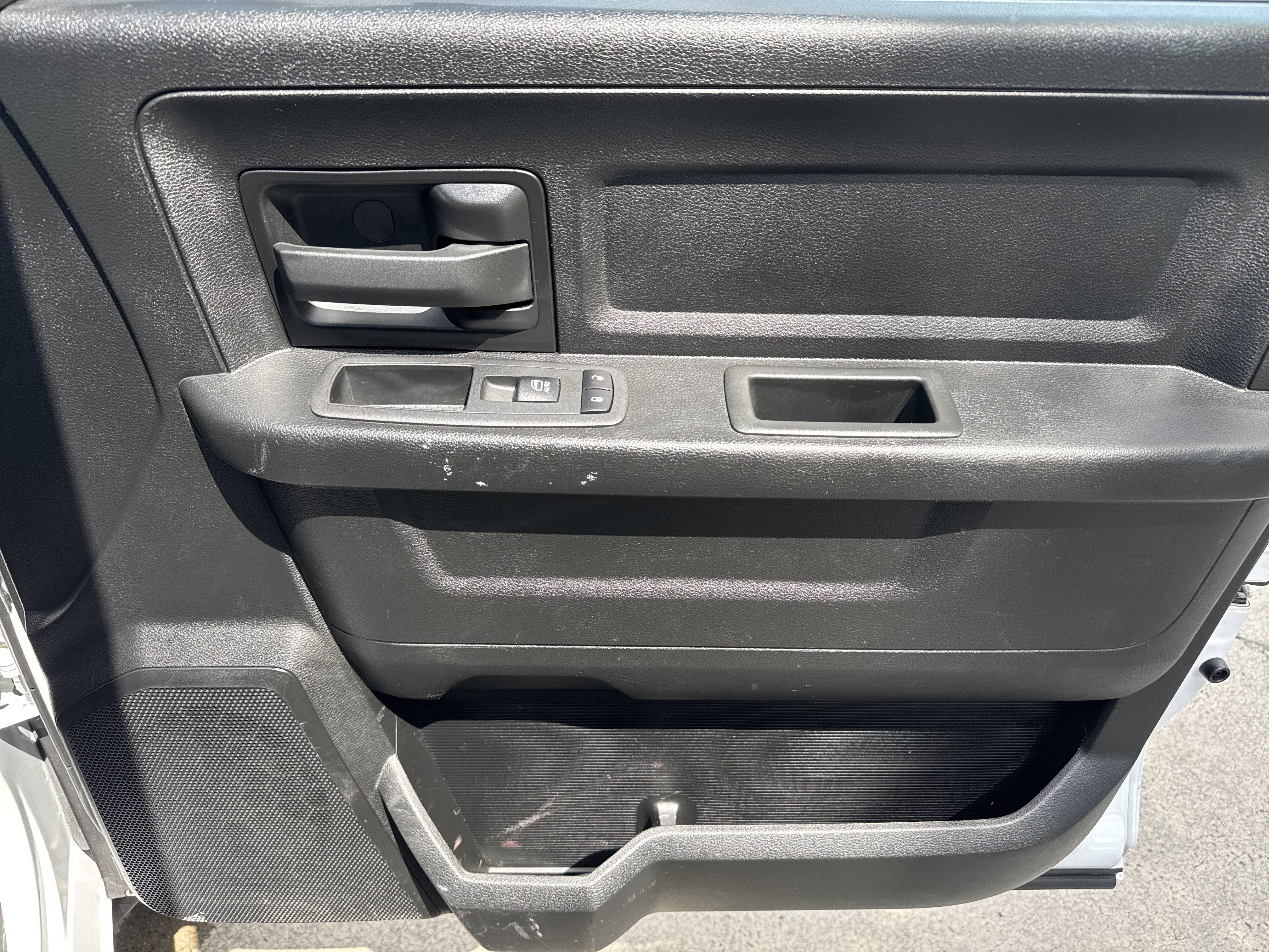 Used 2022 RAM 4500 Tradesman w/ Chrome Appearance Group AWD/4WD image 13