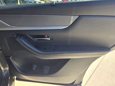 New 2026 MAZDA CX-90 Plug-In Hybrid w/ Preferred image 11