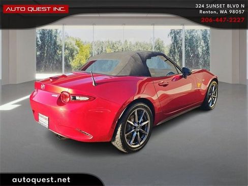 Used 2016 MAZDA MX-5 Miata Grand Touring image 5