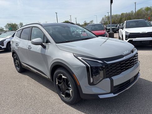 New 2026 Kia Sportage EX FWD image 1