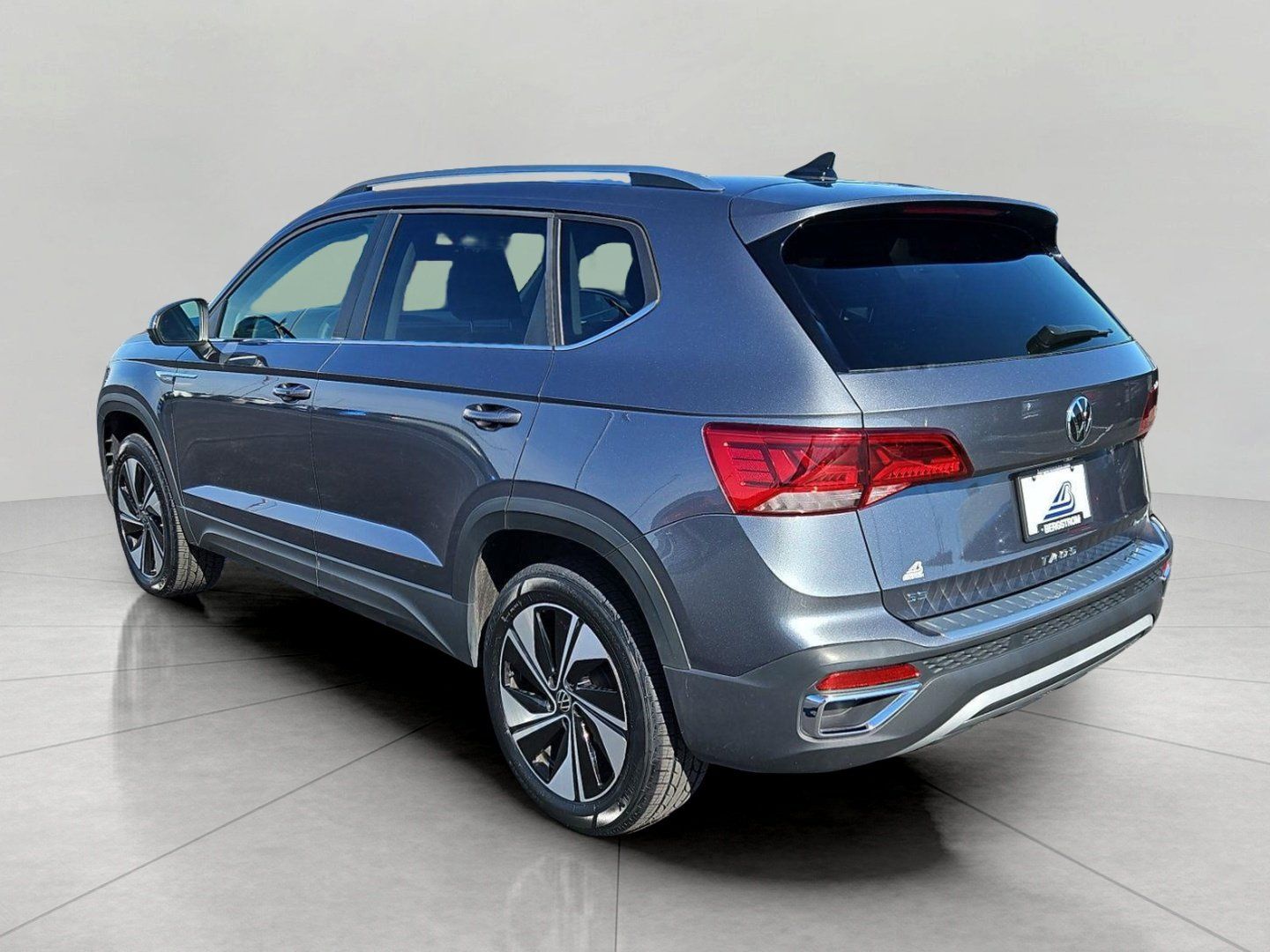 Used 2024 Volkswagen Taos SE AWD/4WD image 5