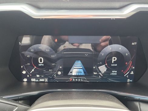 New 2026 GMC Canyon Elevation w/ Convenience Package image 24