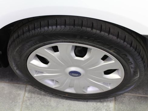 Used 2020 Ford Transit Connect XL image 28