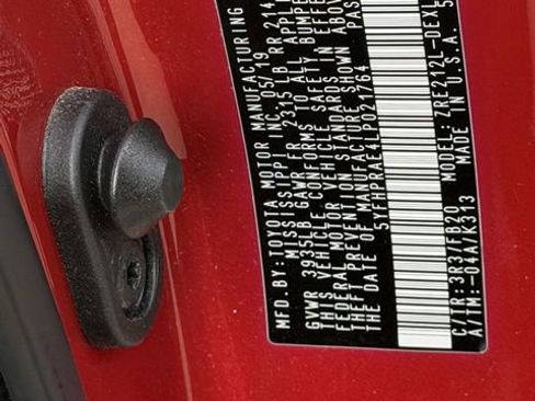 Used 2020 Toyota Corolla LE w/ LE Premium Package image 10