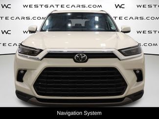 Used 2024 Toyota Grand Highlander FWD video 4