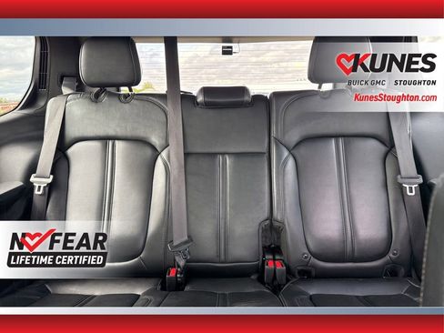 Used 2022 Jeep Wagoneer Series III w/ Rear Seat Video Group 1 AWD/4WD image 49