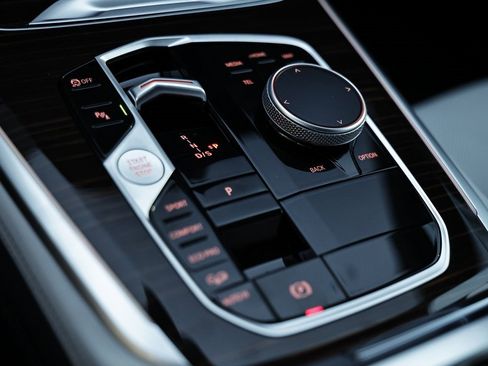 New 2026 BMW X5 xDrive40i w/ Climate Comfort Package image 39