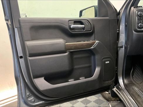Used 2022 Chevrolet Silverado 1500 LT Trail Boss w/ Convenience Package II AWD/4WD image 24