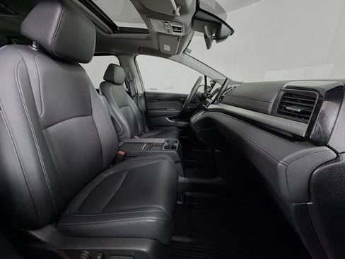 Used 2023 Honda Odyssey Touring image 37