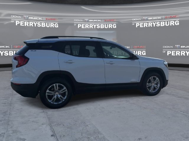 Used 2019 GMC Terrain SLE w/ Driver Convenience Package FWD image 8