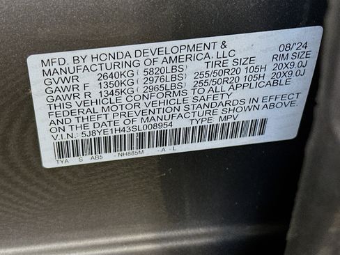 Used 2025 Acura MDX SH-AWD w/ Technology Package image 12