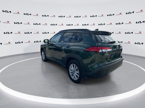 Used 2022 Toyota Corolla Cross LE w/ Moonroof Package AWD/4WD image 6