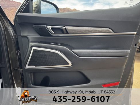 Used 2022 Kia Telluride EX w/ EX Premium Package image 27