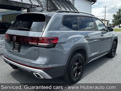 Used 2026 Volkswagen Atlas Peak Edition AWD/4WD image 8