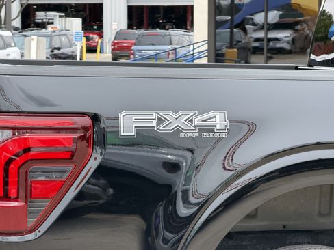 Used 2025 Ford F150 Lariat w/ Equipment Group 502A High AWD/4WD image 6