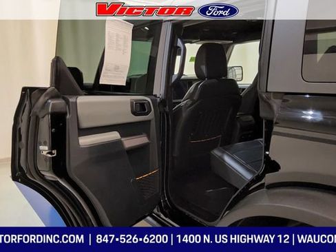 Used 2023 Ford Bronco Badlands w/ Sasquatch Package image 17