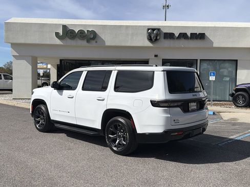 New 2026 Jeep Grand Wagoneer Limited w/ HD Trailer Tow Package AWD/4WD image 7