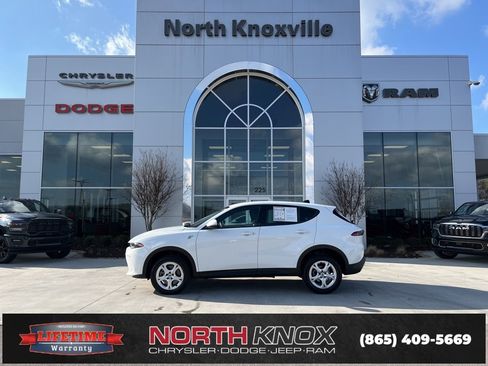 Used 2024 Dodge Hornet GT image 2