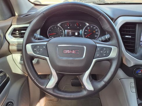 Used 2017 GMC Acadia SLT image 33