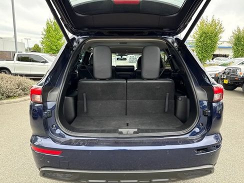 Used 2023 Mitsubishi Outlander SE AWD/4WD image 11
