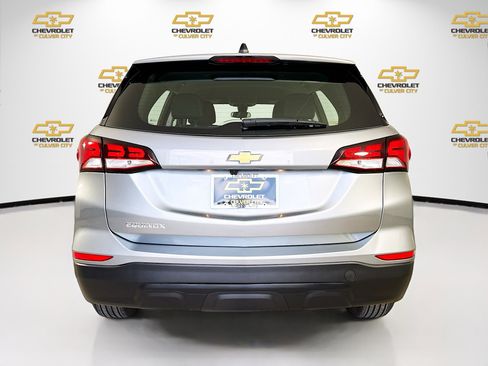 Used 2023 Chevrolet Equinox LS FWD image 6