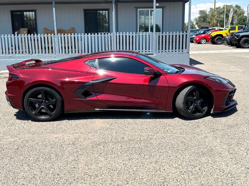 Used 2020 Chevrolet Corvette Stingray Premium Cpe w/ 3LT Preferred Equipment Group image 9