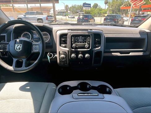 Used 2018 RAM 1500 Express w/ Express Value Package AWD/4WD image 15