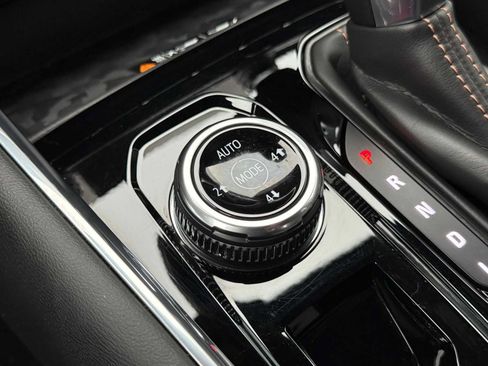 Used 2023 GMC Canyon AT4 w/ AT4 Premium Package image 35