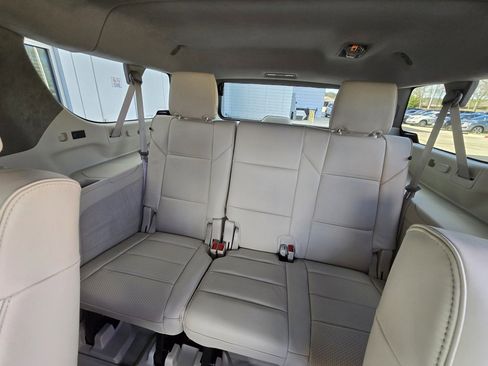 New 2026 Cadillac Escalade ESV Platinum Sport w/ LPO, ONYX Package image 18