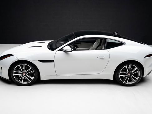 Used 2020 Jaguar F-TYPE Coupe image 15