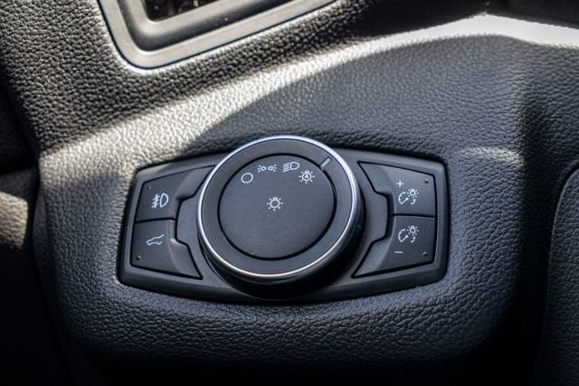 Used 2019 Ford Escape SE FWD image 30