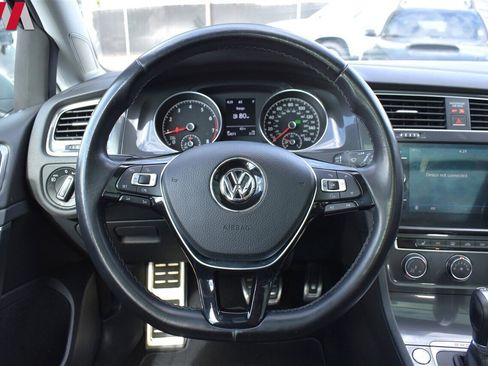 Used 2018 Volkswagen Golf Alltrack SE image 14