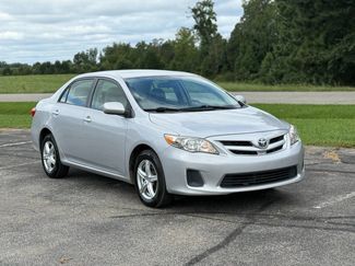 Used 2011 Toyota Corolla LE image 1