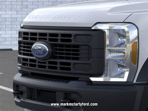 New 2026 Ford F550 2WD Regular Cab Super Duty image 17