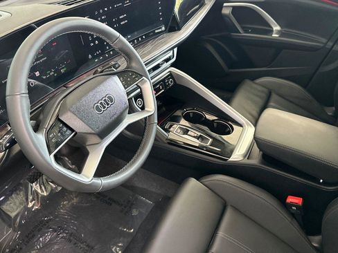 New 2025 Audi Q5 Premium Plus image 9