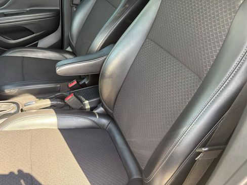 Used 2019 Buick Encore Preferred FWD image 16