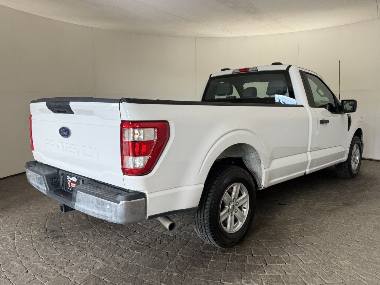 Used 2023 Ford F150 XL w/ Trailer Tow Package RWD image 9