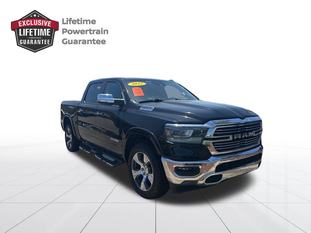 Used 2022 RAM 1500 Laramie AWD/4WD image 1