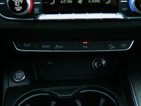 Used 2018 Audi A4 2.0T allroad Premium Plus AWD/4WD image 25