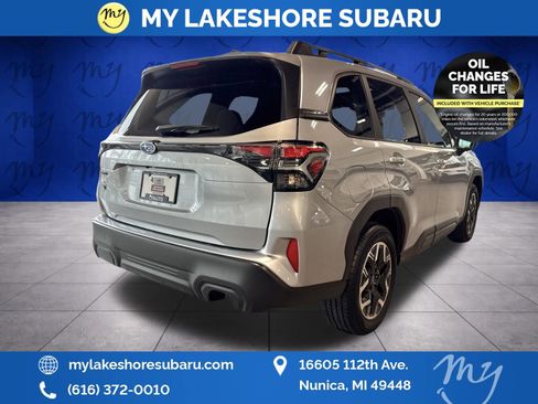 Certified 2025 Subaru Forester Premium AWD/4WD image 10