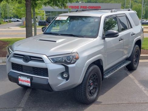 Certified 2021 Toyota 4Runner Venture w/ Moonroof Package AWD/4WD image 45