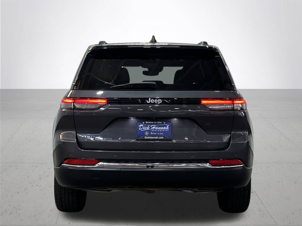 Used 2024 Jeep Grand Cherokee Limited 4xe AWD/4WD image 11