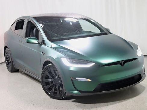 Used 2022 Tesla Model X image 5