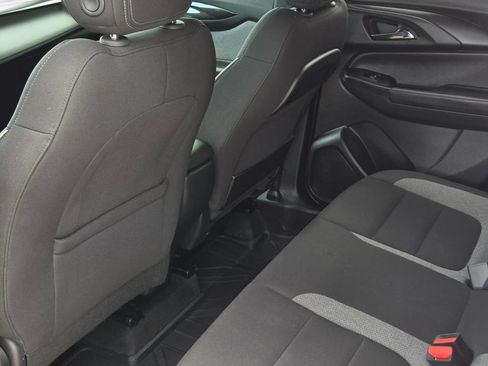 Used 2024 Chevrolet TrailBlazer LT FWD image 36