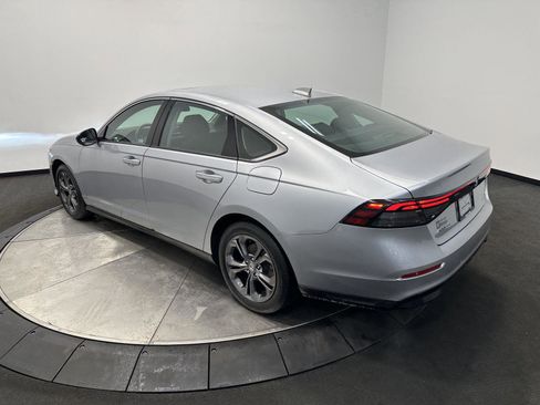 Certified 2023 Honda Accord EX image 4