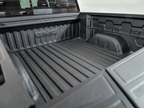 New 2026 GMC Sierra 1500 Denali AWD/4WD image 5
